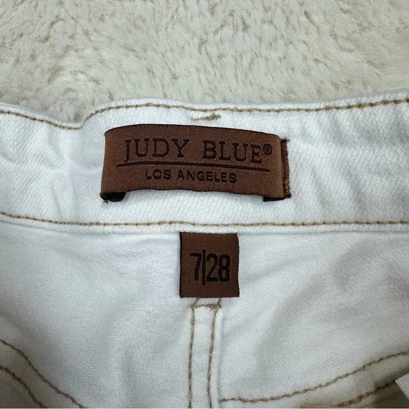 Judy Blue White Straight Leg Jeans, 28 - Picture 7 of 10